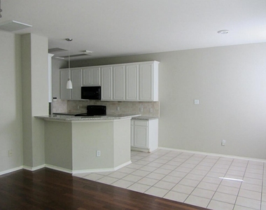 16523 Beckland Lane - Photo Thumbnail 3