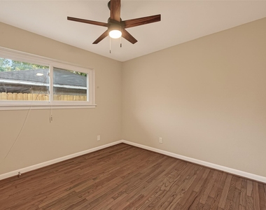 11206 Huggins Drive - Photo Thumbnail 10