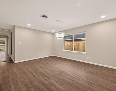 11206 Huggins Drive - Photo Thumbnail 20