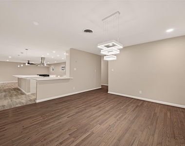 11206 Huggins Drive - Photo Thumbnail 21