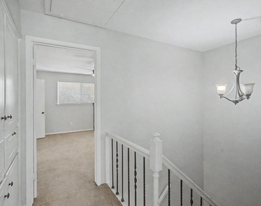 413 W Semands Avenue - Photo Thumbnail 9