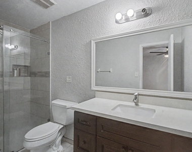 413 W Semands Avenue - Photo Thumbnail 11