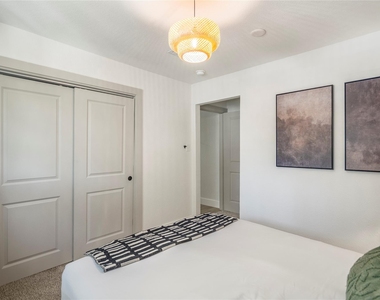 5614 Oakhaven Lane - Photo Thumbnail 43