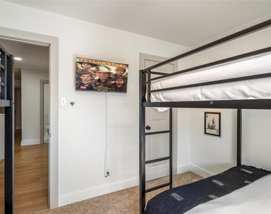 5614 Oakhaven Lane - Photo Thumbnail 26