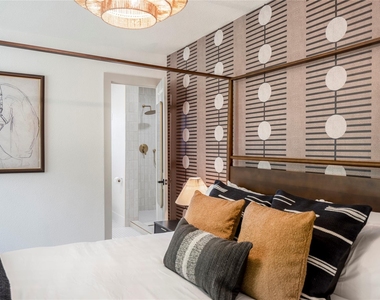5614 Oakhaven Lane - Photo Thumbnail 33