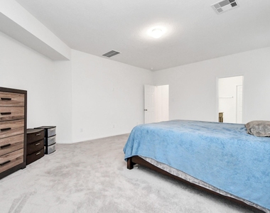 2030 Domeniko Drive - Photo Thumbnail 39