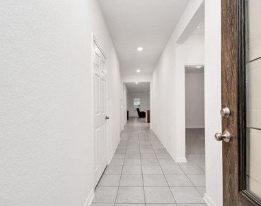 2030 Domeniko Drive - Photo Thumbnail 21
