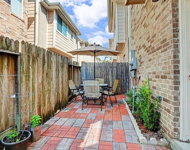 311 Bayou Street - Photo Thumbnail 11