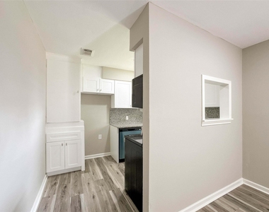 4537 Dakota Street - Photo Thumbnail 37