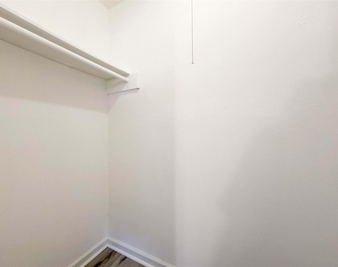 4537 Dakota Street - Photo Thumbnail 42