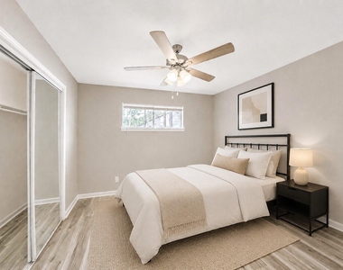 4537 Dakota Street - Photo Thumbnail 10