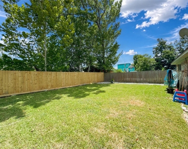 4537 Dakota Street - Photo Thumbnail 30