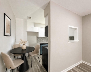 4537 Dakota Street - Photo Thumbnail 1