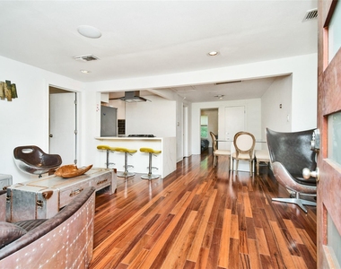 1204 Archer St - Photo Thumbnail 1
