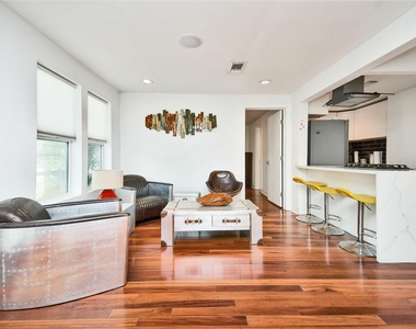 1204 Archer St - Photo Thumbnail 5