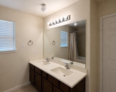 8327 Lamond Lane - Photo Thumbnail 8