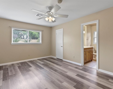 12303 Barryknoll Lane - Photo Thumbnail 18