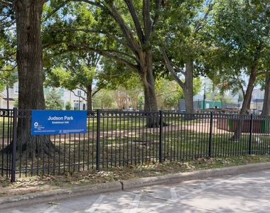 4225 Purdue Street - Photo Thumbnail 38