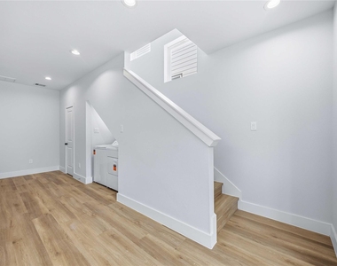 4138 Larkspur Street - Photo Thumbnail 6