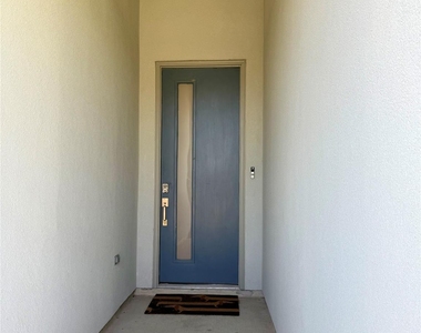 22522 Loreto Costa Lane - Photo Thumbnail 3