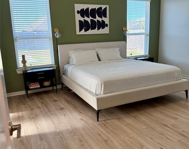 22522 Loreto Costa Lane - Photo Thumbnail 22