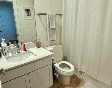 22522 Loreto Costa Lane - Photo Thumbnail 18