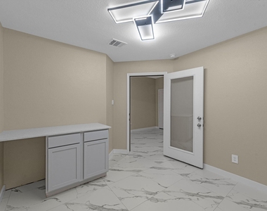 15223 Mayflower Street - Photo Thumbnail 18
