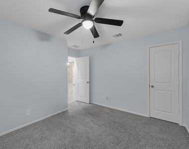 15223 Mayflower Street - Photo Thumbnail 26