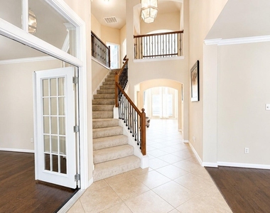 4618 Ambrosia Springs Lane - Photo Thumbnail 2