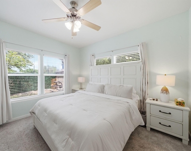 801 Wilkes Street - Photo Thumbnail 2