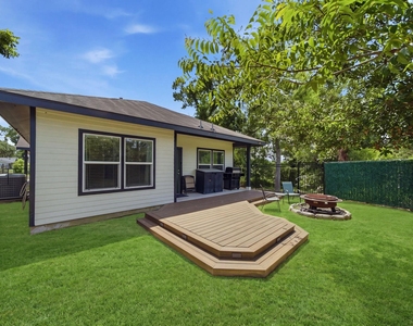 801 Wilkes Street - Photo Thumbnail 15