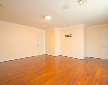 15602 Waumsley Way - Photo Thumbnail 22