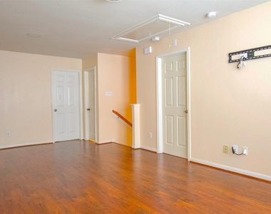 15602 Waumsley Way - Photo Thumbnail 17