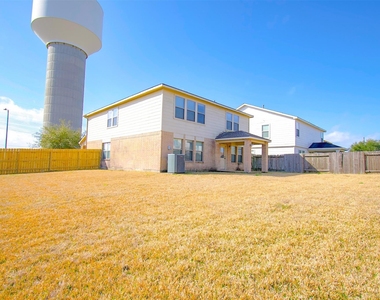 15602 Waumsley Way - Photo Thumbnail 35