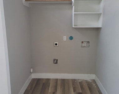 4207 Stassen Street - Photo Thumbnail 11