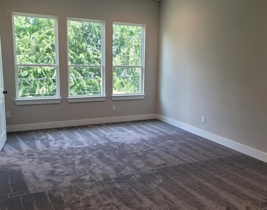 4207 Stassen Street - Photo Thumbnail 4