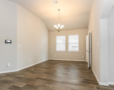 31519 Kailua Drive - Photo Thumbnail 5