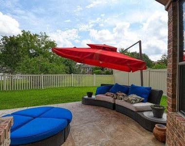 107 Cove W - Photo Thumbnail 22