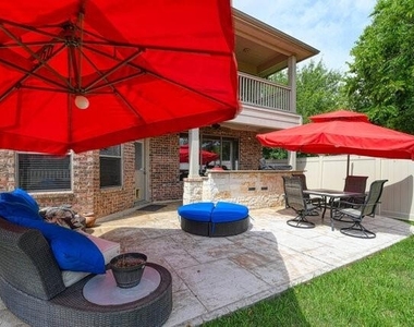 107 Cove W - Photo Thumbnail 25