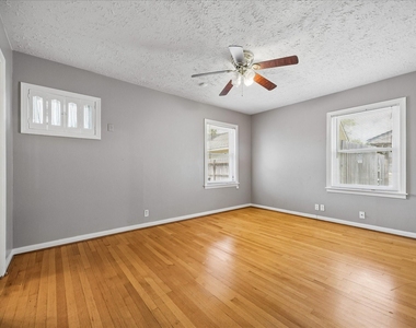 207 Eldridge Road - Photo Thumbnail 7