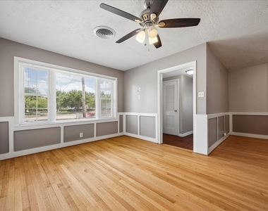 207 Eldridge Road - Photo Thumbnail 11