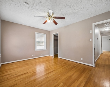 207 Eldridge Road - Photo Thumbnail 5