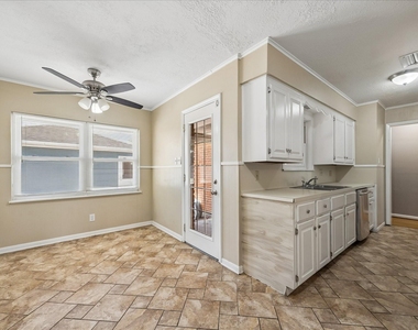 207 Eldridge Road - Photo Thumbnail 14