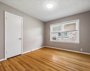 207 Eldridge Road - Photo Thumbnail 9