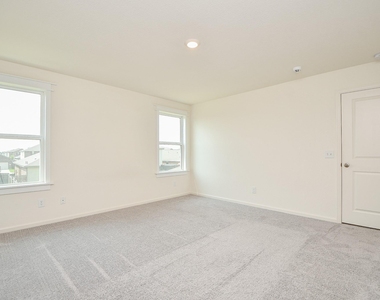 13526 Kinsman Road - Photo Thumbnail 17