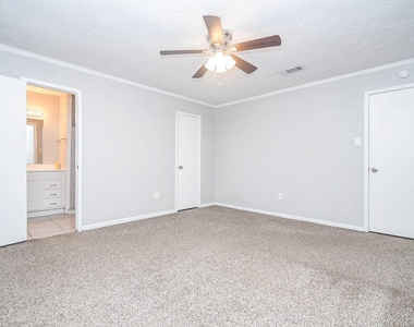 11839 Blair Meadow Drive - Photo Thumbnail 17