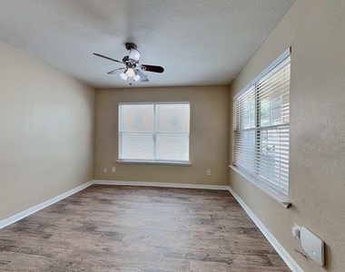 13742 Clarks Fork Drive - Photo Thumbnail 3