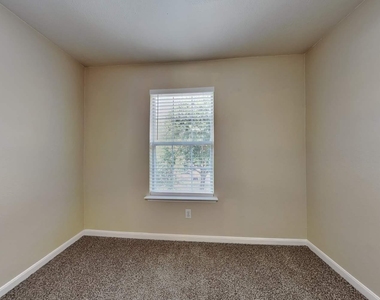 13742 Clarks Fork Drive - Photo Thumbnail 9