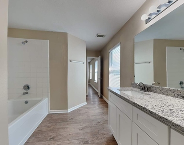 13742 Clarks Fork Drive - Photo Thumbnail 10