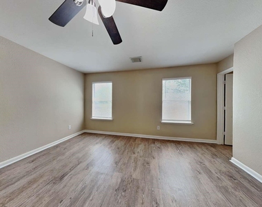 13742 Clarks Fork Drive - Photo Thumbnail 5